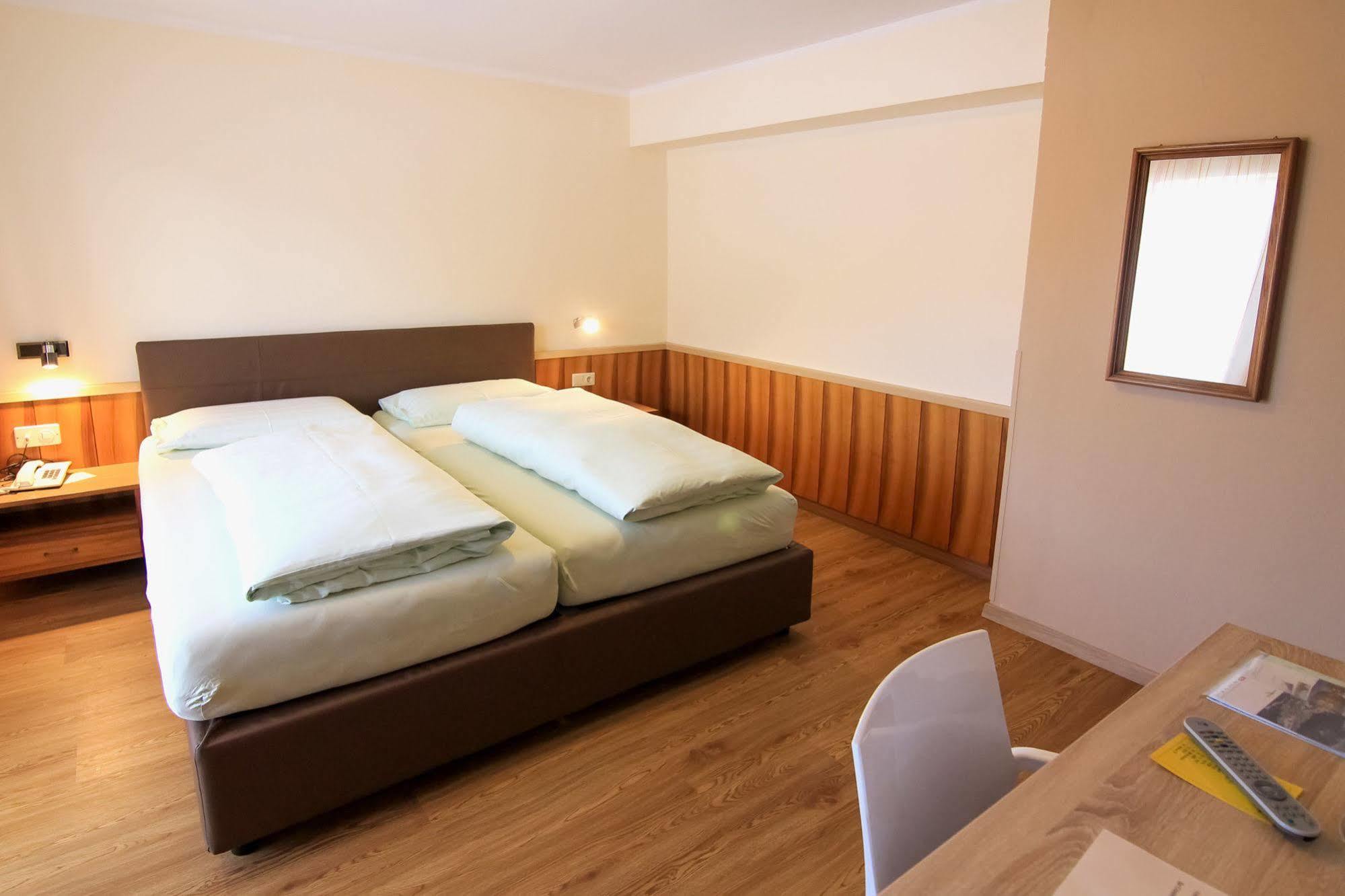 Hotel Cristallago Seefeld in Tirol Ngoại thất bức ảnh
